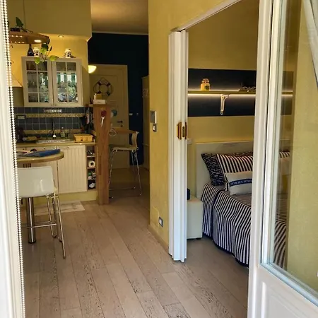 Cinqueterreblu Irisblu Monterosso al Mare